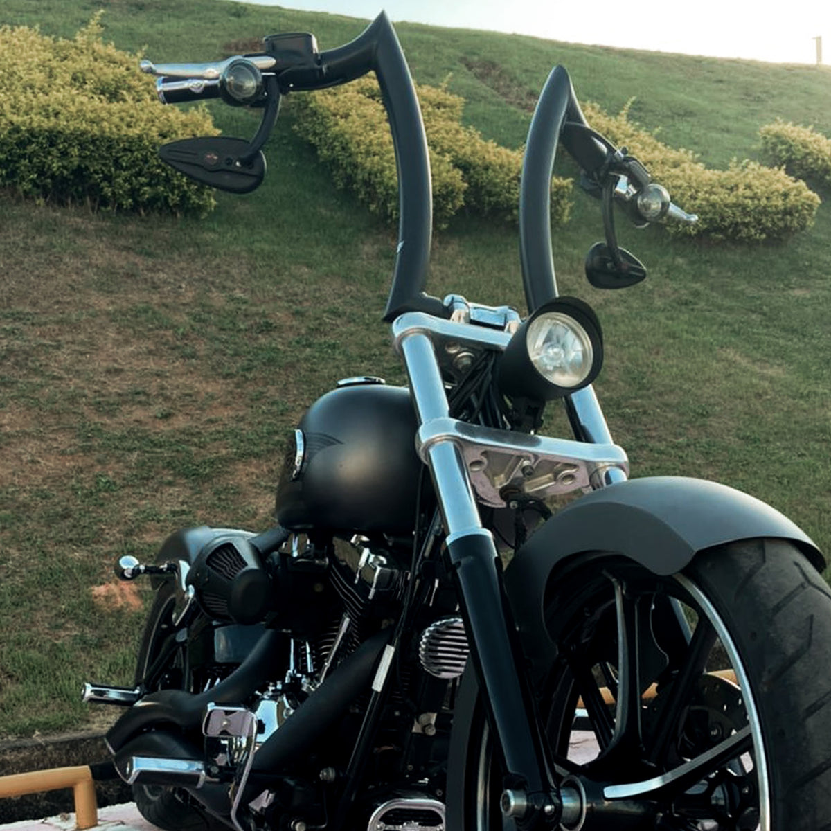Wings Custom Diablo Rhino 2" Handlebars - Breakout 13-26 - Gloss Black / Matte Black