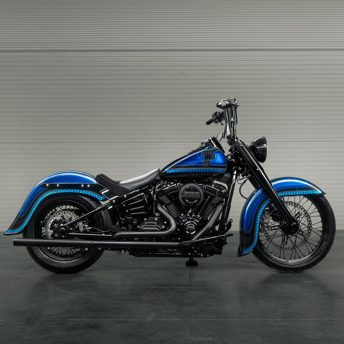 Killer Custom Side Covers "Avenger" - Softail 18-up