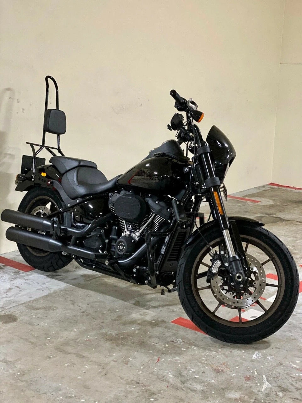 Wings Custom Sissy Bar King 30" Detachable with Luggage Rack - Low Rider S 18-26 - Gloss Black / Matte Black
