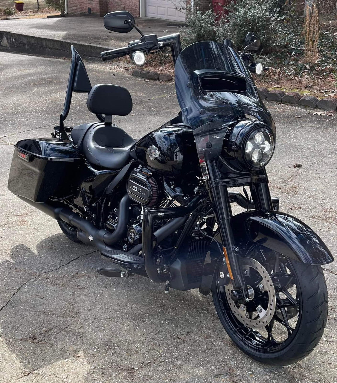 Wings Custom King Rhino 2" Engine Guard / Crash Bar - Electra Glide 10-24 - Gloss Black / Matte Black