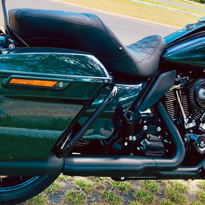 Wings Custom Saddlebag Guard Classic - Touring 11-26 - Gloss Black / Matte Black