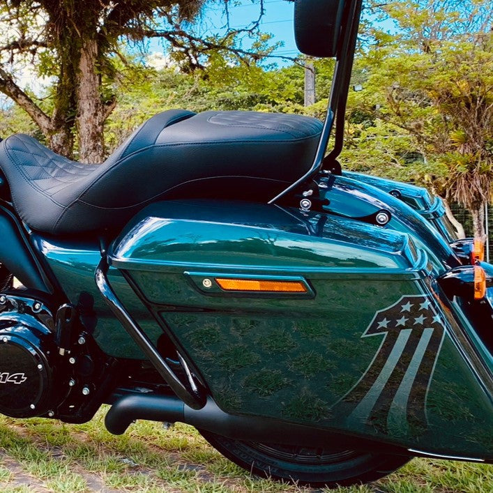 Wings Custom Saddlebag Guard Classic - Touring 11-26 - Gloss Black / Matte Black