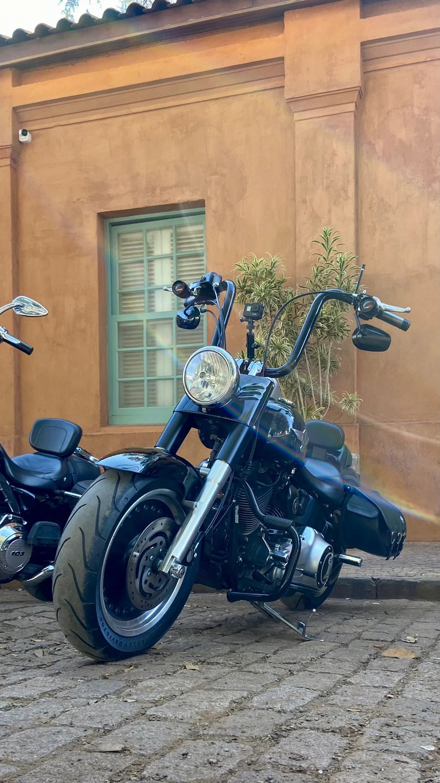 Wings Custom Ape Hanger Classic Brutale 1-1/2" Handlebars - Fat Boy 00-26 - Gloss Black / Matte Black