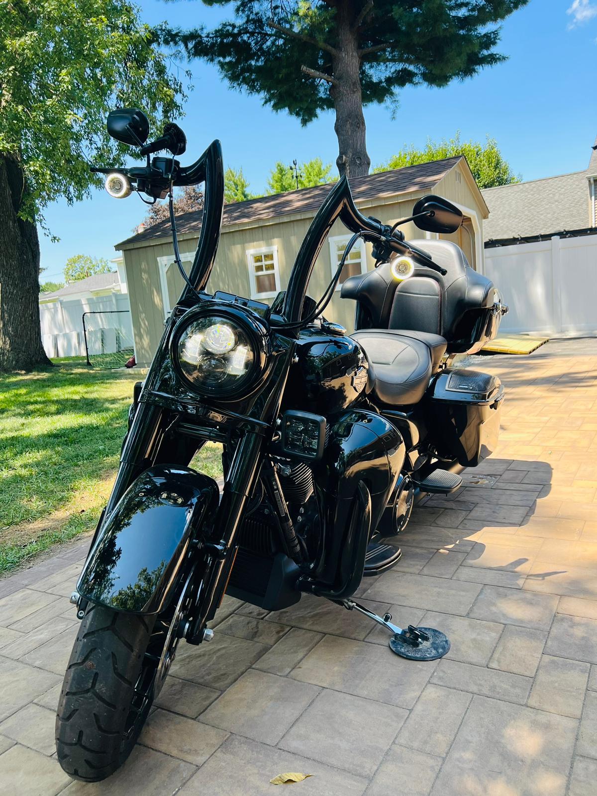 Wings Custom Diablo Rhino 2" Handlebars - Road King 00-24 - Gloss Black / Matte Black