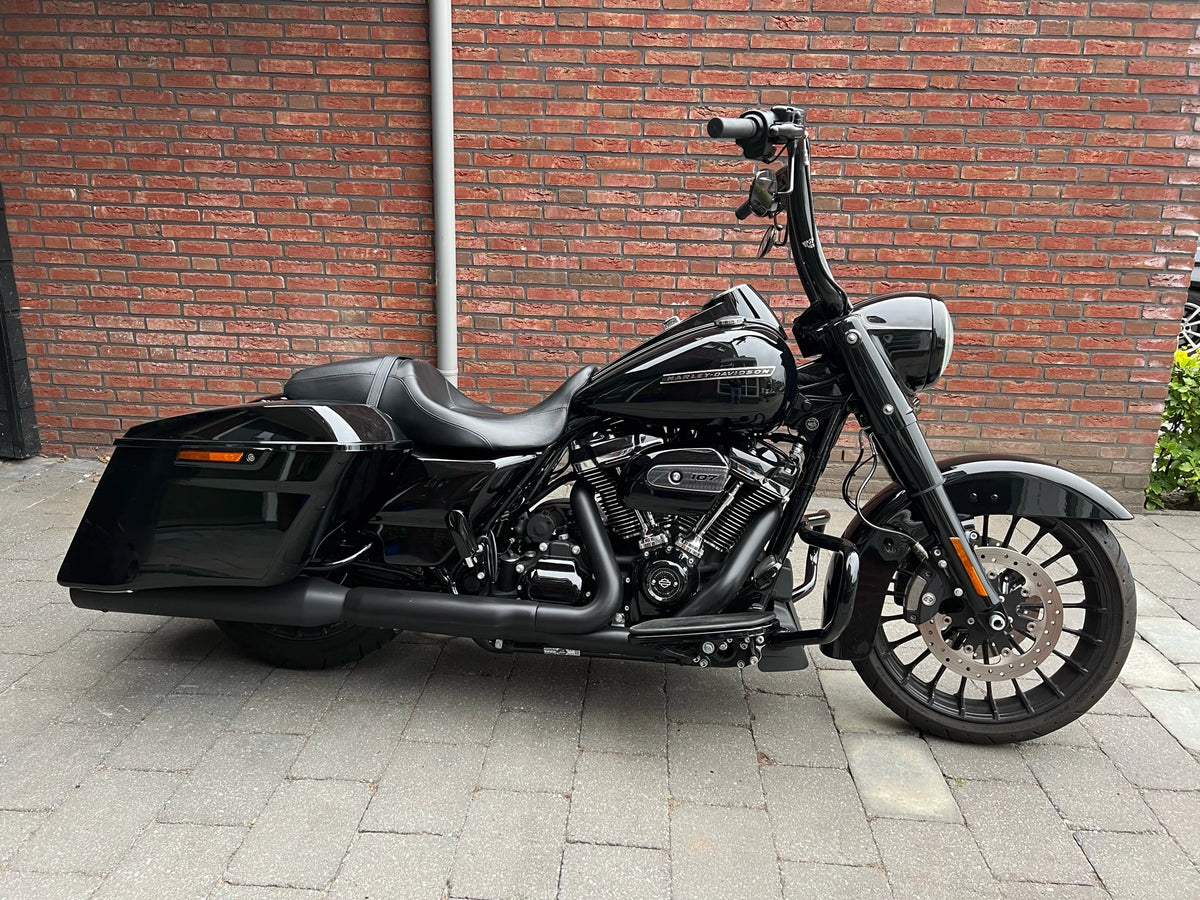 Wings Custom Ape Curve Rhino 2" Handlebars - Road King 00-25 - Gloss Black / Matte Black