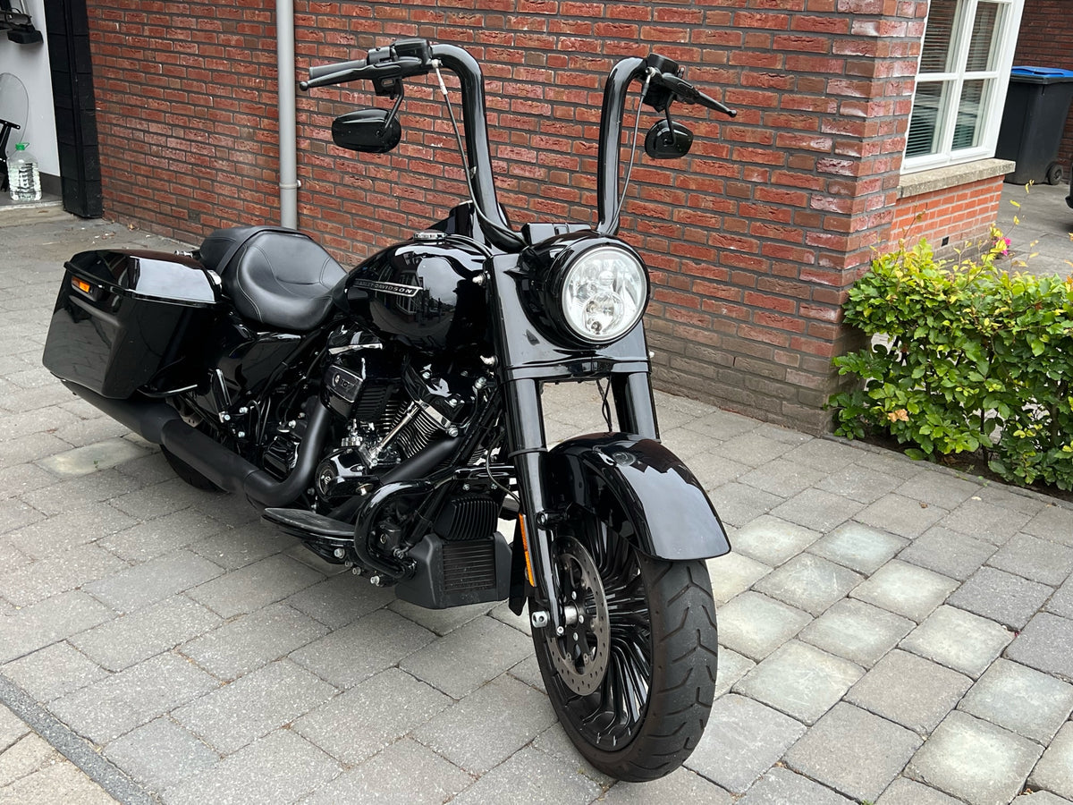 Wings Custom Ape Curve Rhino 2" Handlebars - Road King 00-25 - Gloss Black / Matte Black