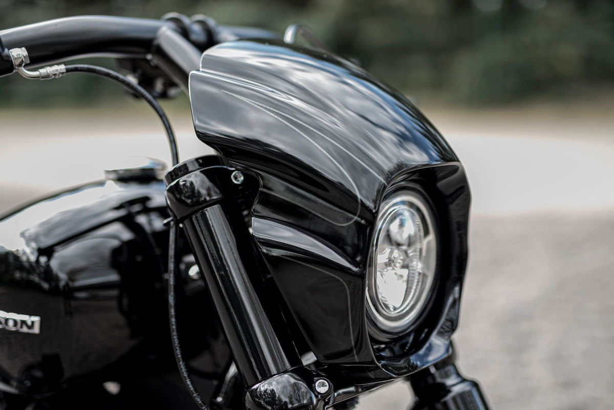 Killer Custom Headlight Fairing "Aggressor" - Street Bob / Low Rider 18-24