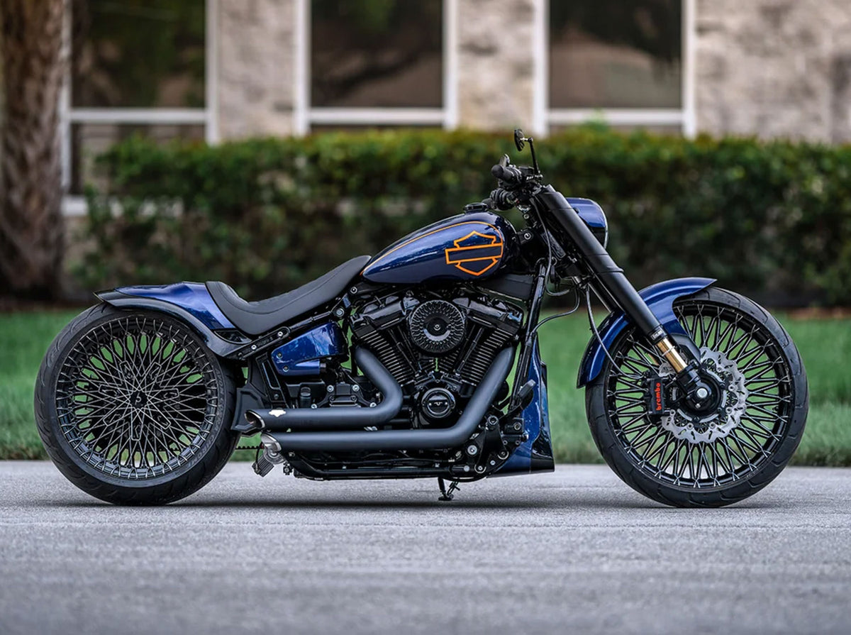 BREAKBOX, a custom Harley-Davidson Breakout in blue