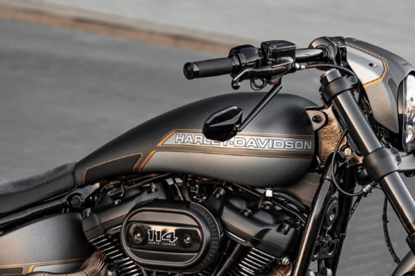BTC Hand-Made Fuel Tank M8 #10-11-035 - Softail 18-up