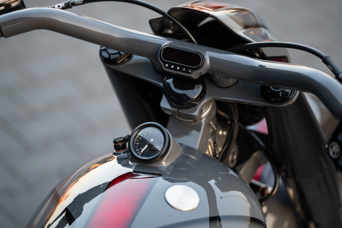 BTC Hand-Made Fuel Tank with MMB Speedometer - Softail TC 08-17