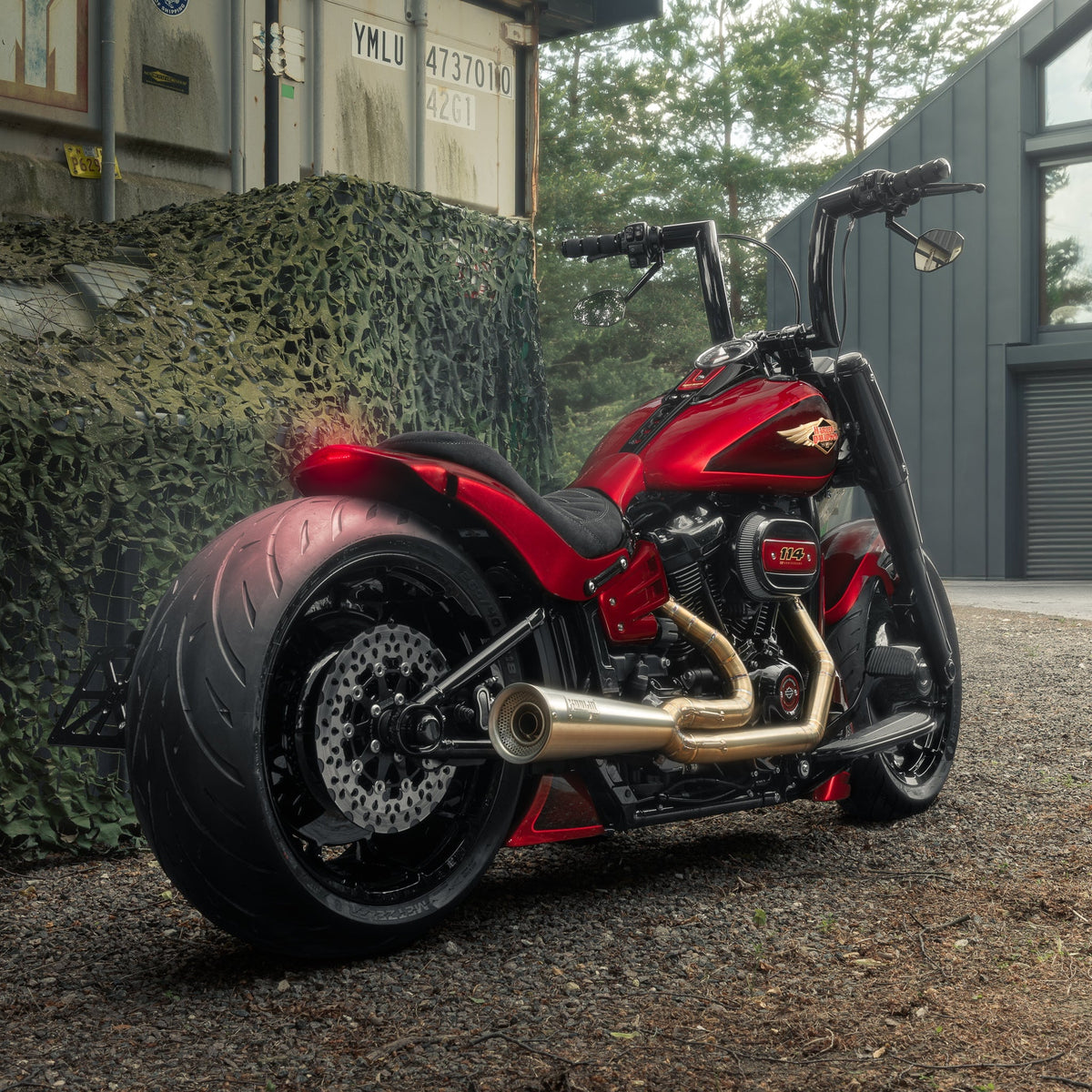 Killer Custom Rear Fender "Avenger" with Integrated Lights - Breakout / Fat Boy 25-up
