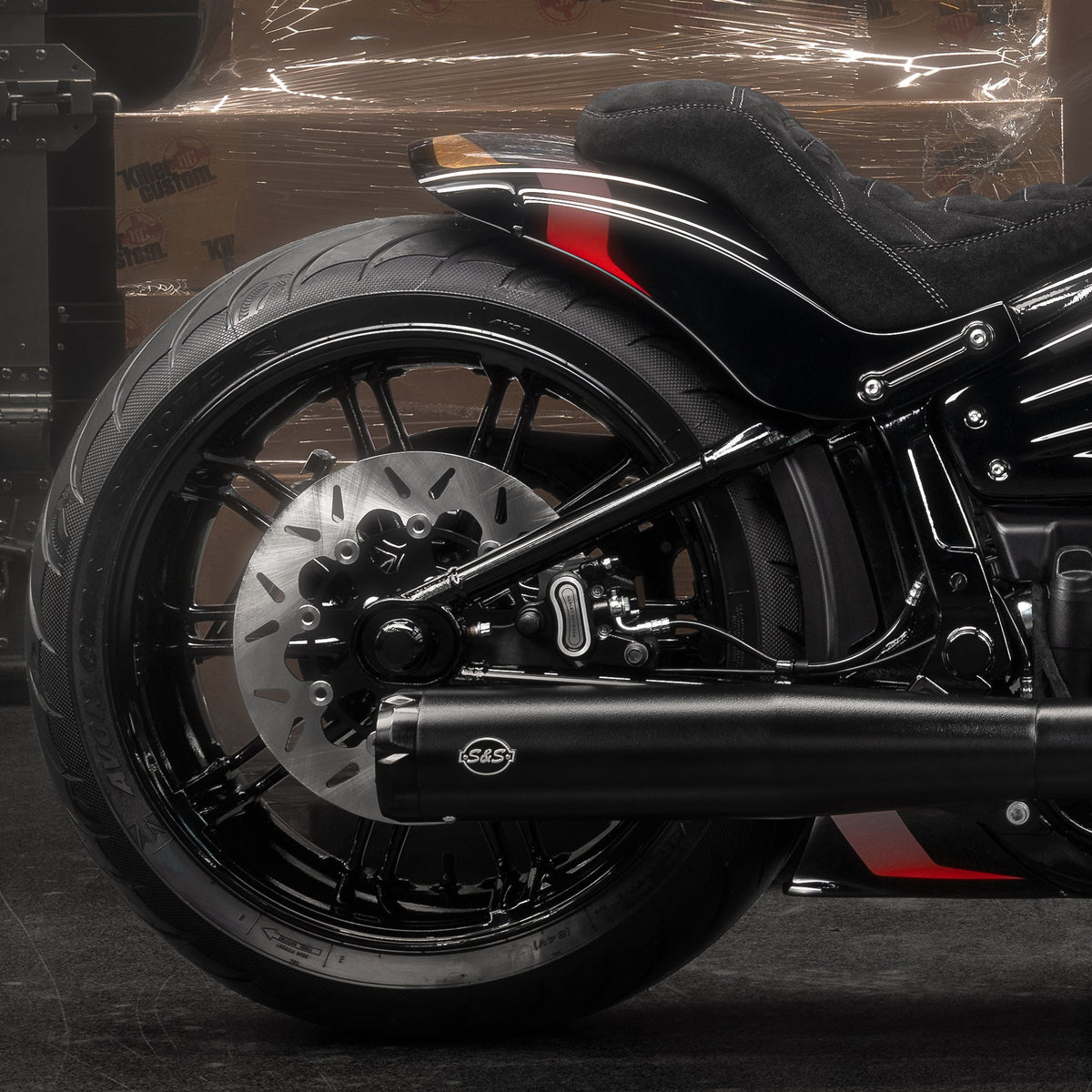 Killer Custom Rear Shock Lowering Kit - Softail 18-up