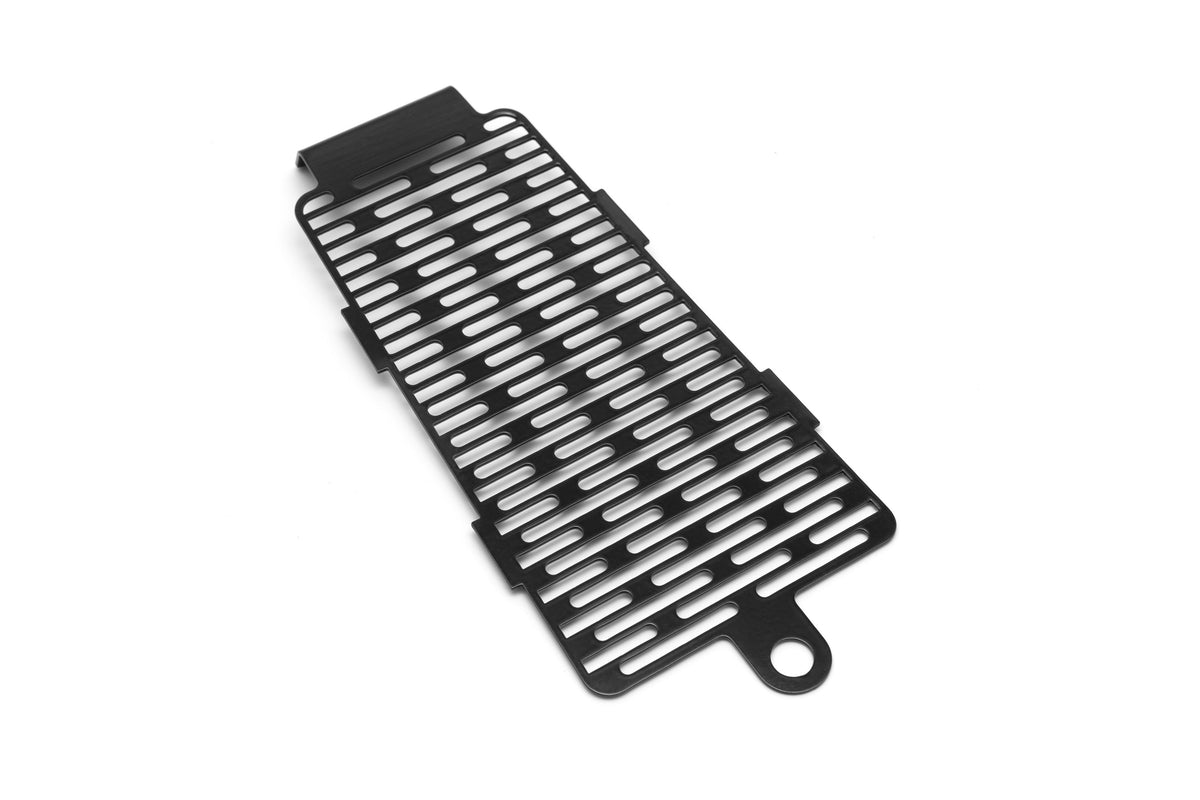 Killer Custom Oil Radiator Guard - Softail 18-up