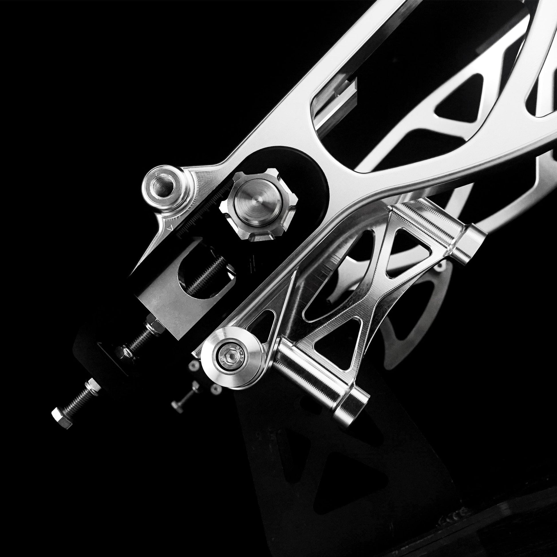 Raceworks Billet Swingarm RR Style - Touring 09 - up - Henne Company
