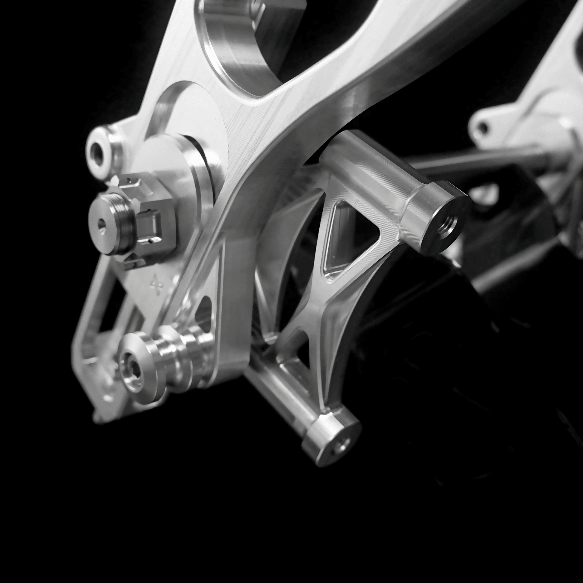 Raceworks Billet Swingarm RR Style - Touring 09 - up - Henne Company