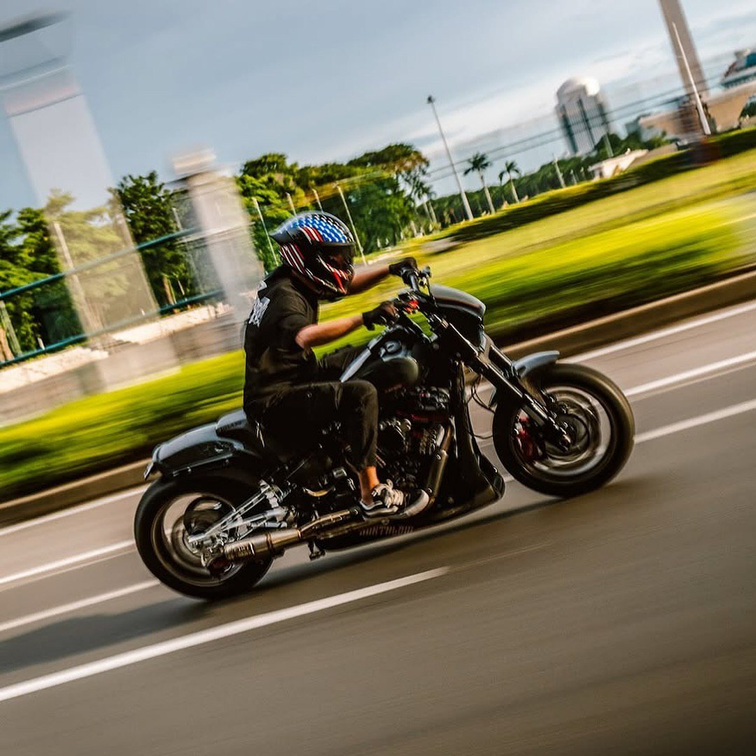 Raceworks Billet V1 Long Swingarm +3in - Softail 18 - up - Henne Company