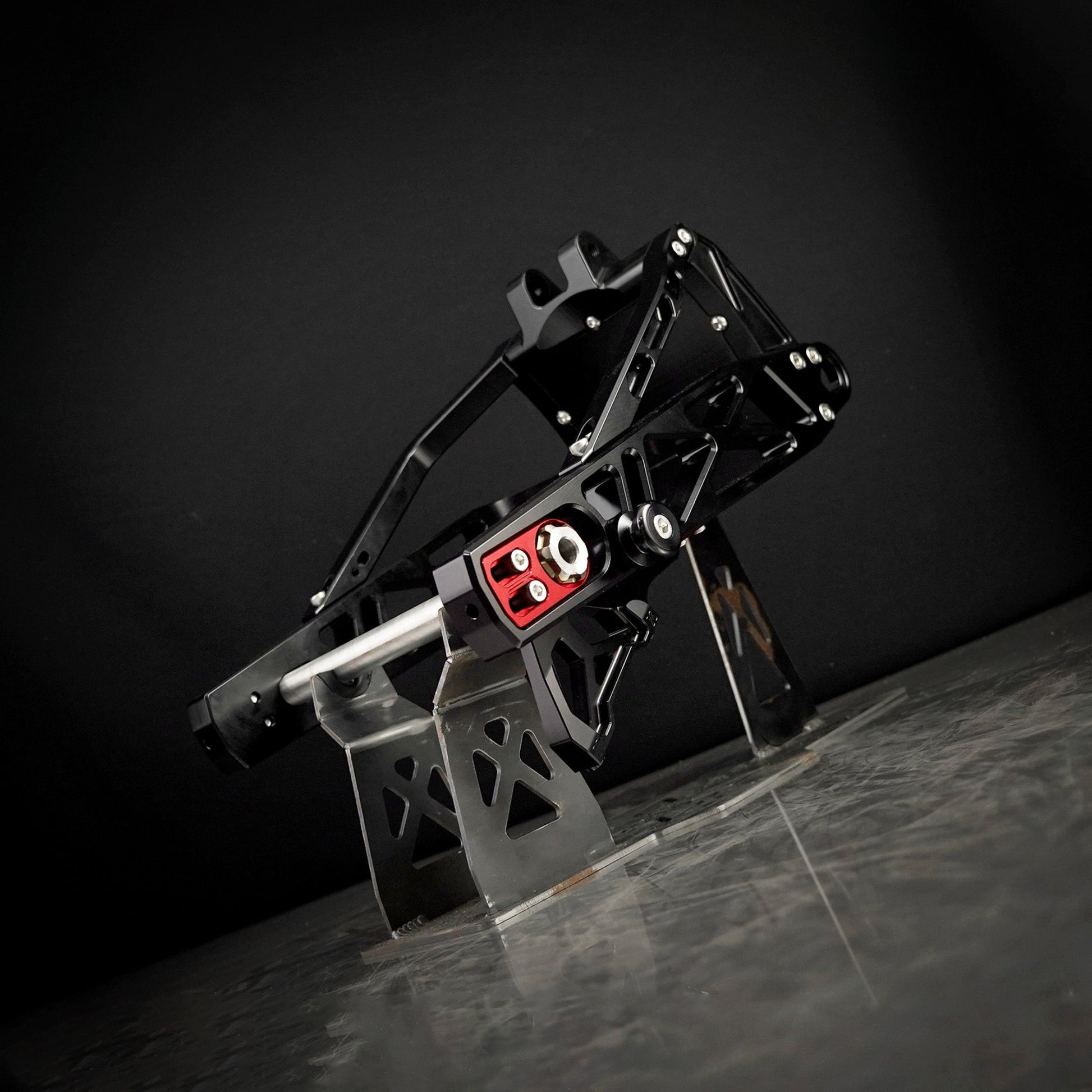 Raceworks Billet V1 Swingarm - Softail Narrow 18 - up - Henne Company