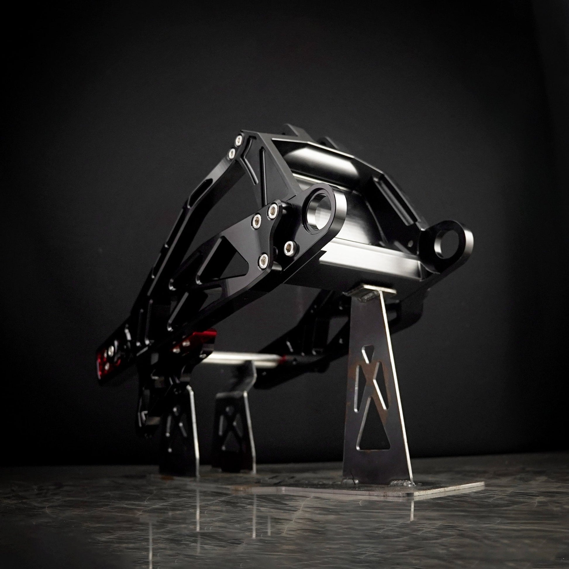 Raceworks Billet V1 Swingarm - Softail Narrow 18 - up - Henne Company