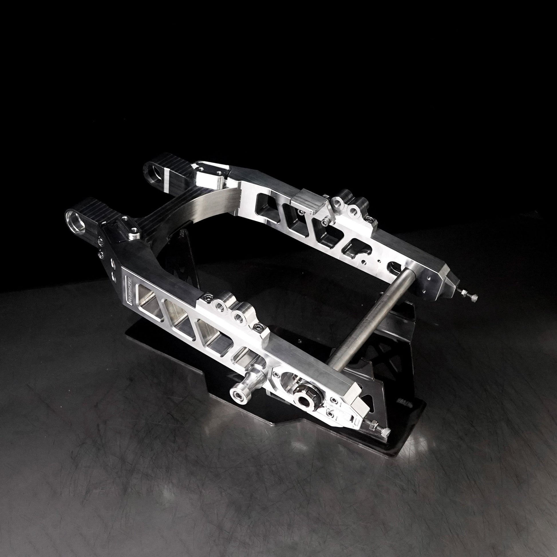 Raceworks Billet V1.1 Swingarm - Dyna 00 - 05 - Henne Company