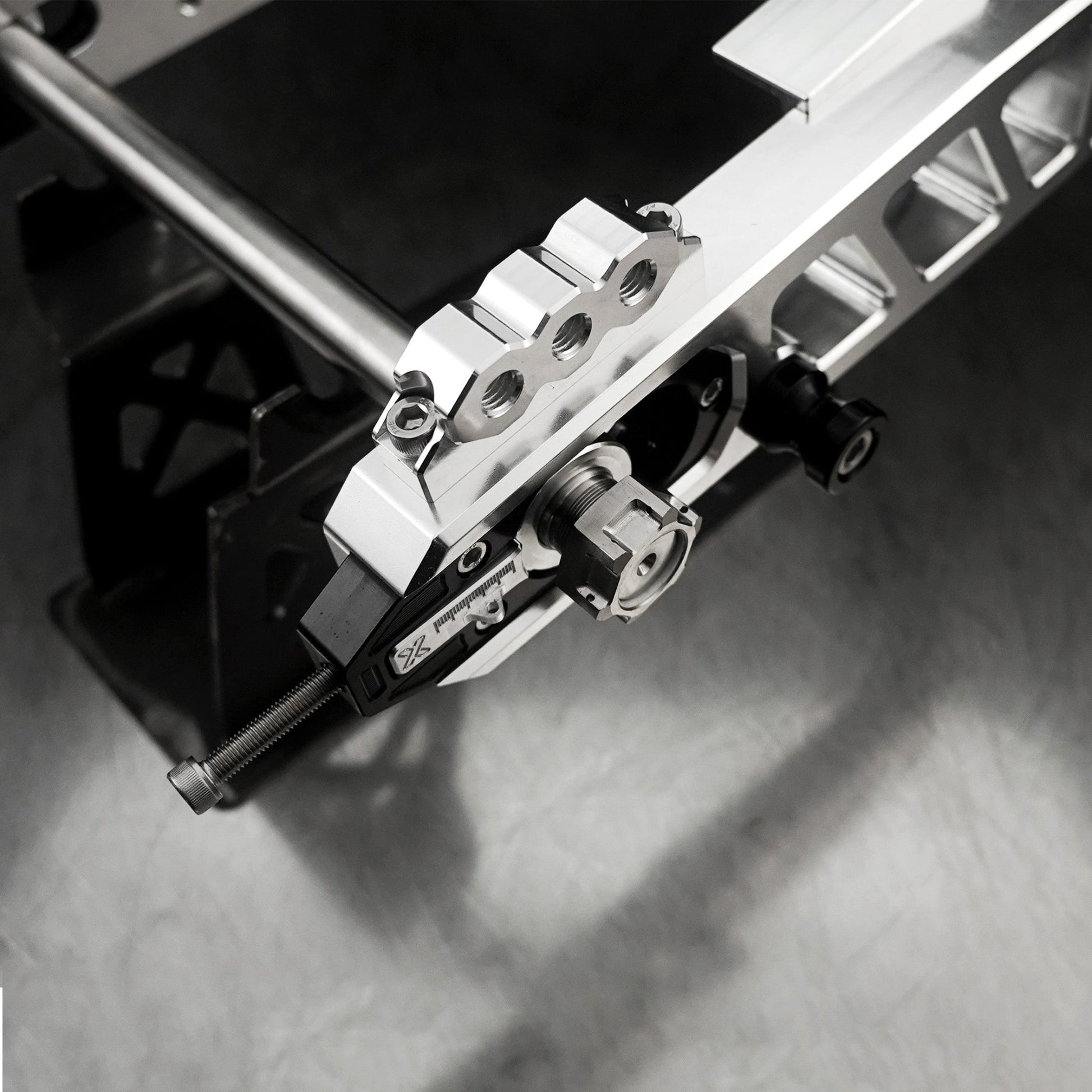 Raceworks Billet V2.1 Swingarm - Touring 09 - up - Henne Company