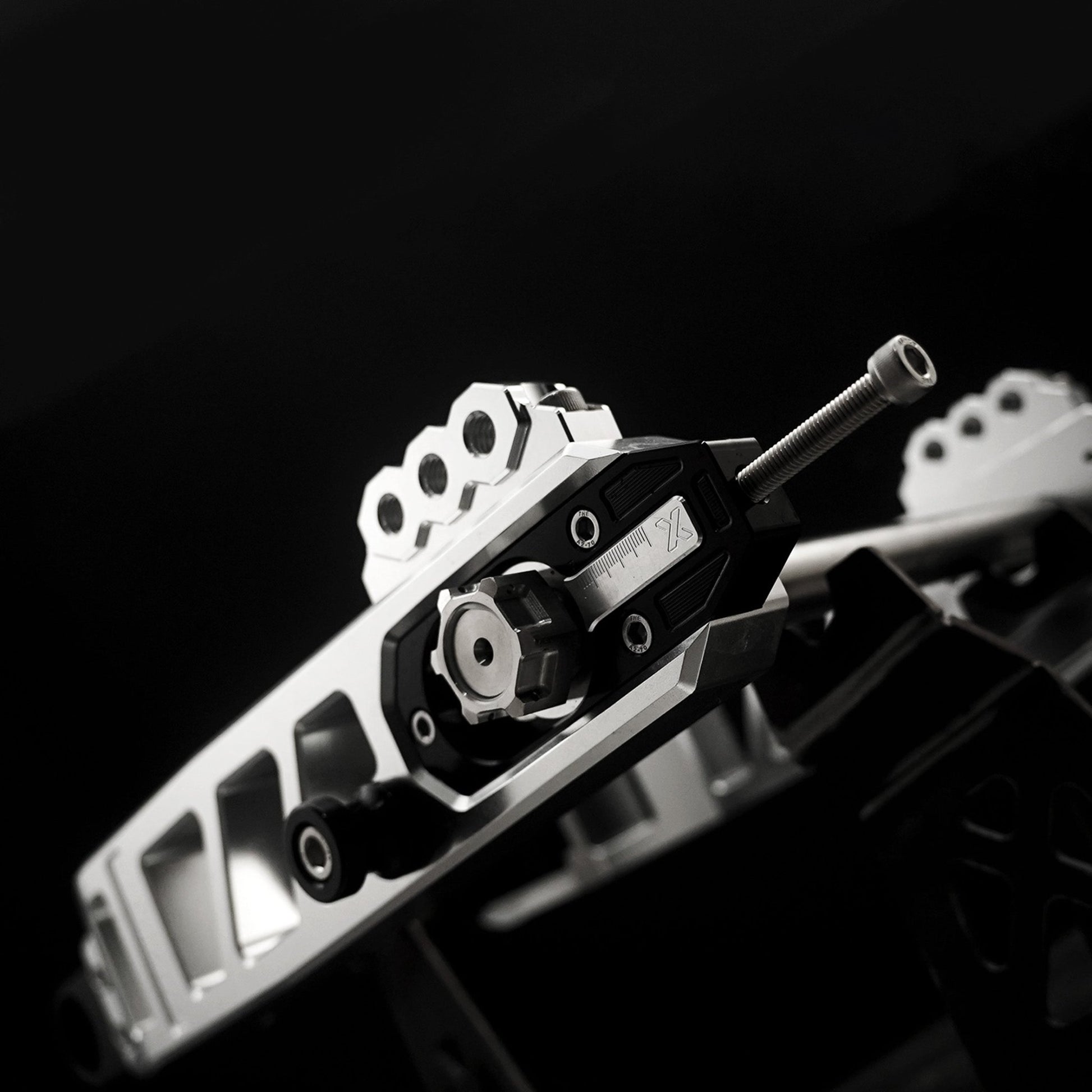 Raceworks Billet V2.1 Swingarm - Touring 09 - up - Henne Company