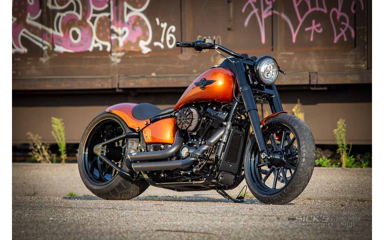 Rick's 18" Short Steel Front Fender - Slim / Heritage / Deluxe 18 - up - Henne Company