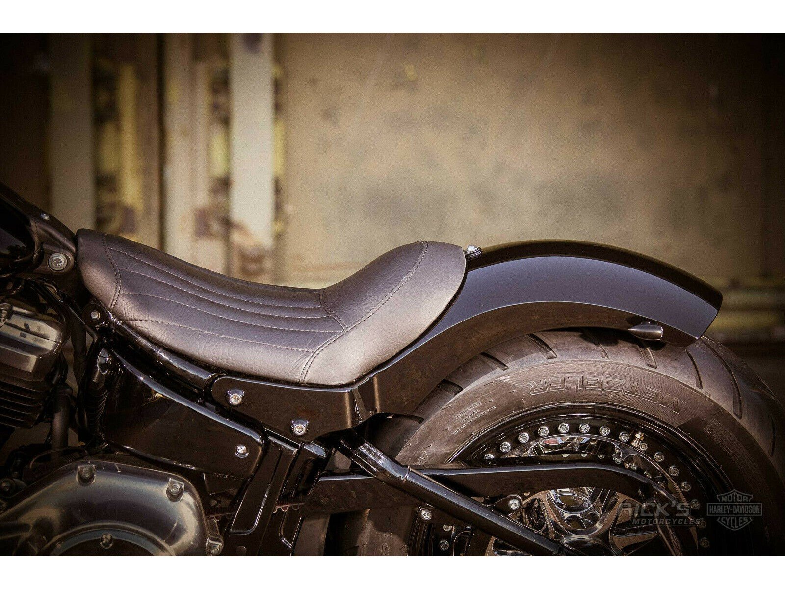 Rick's 180/200 Steel Rear Fender Complete Set - Softail Narrow 18 - up - Henne Company