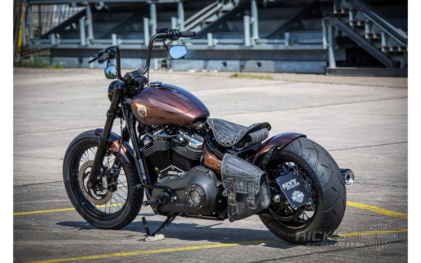 Rick's 19" Front Fender GRP - Street Bob 06 - up - Henne Company