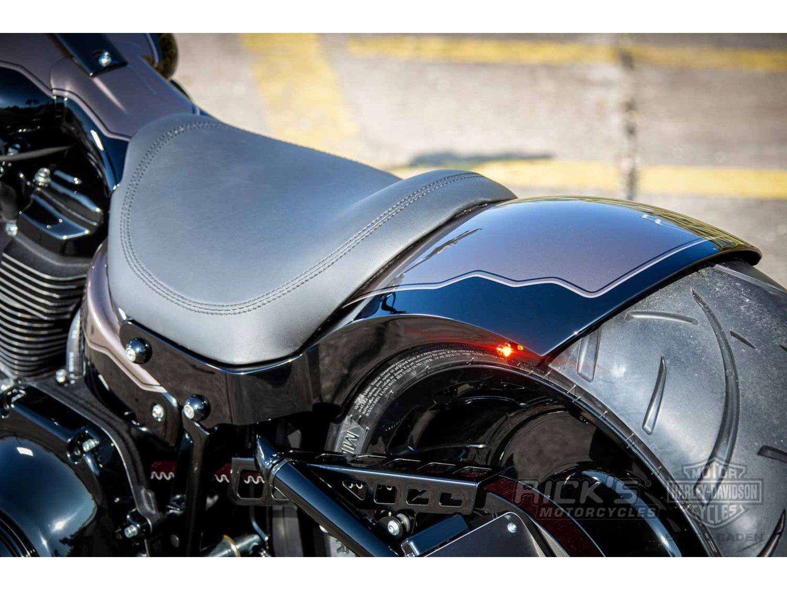Rick's 240/260 Steel Rear Fender - Softail Wide 18 - up - Henne Company