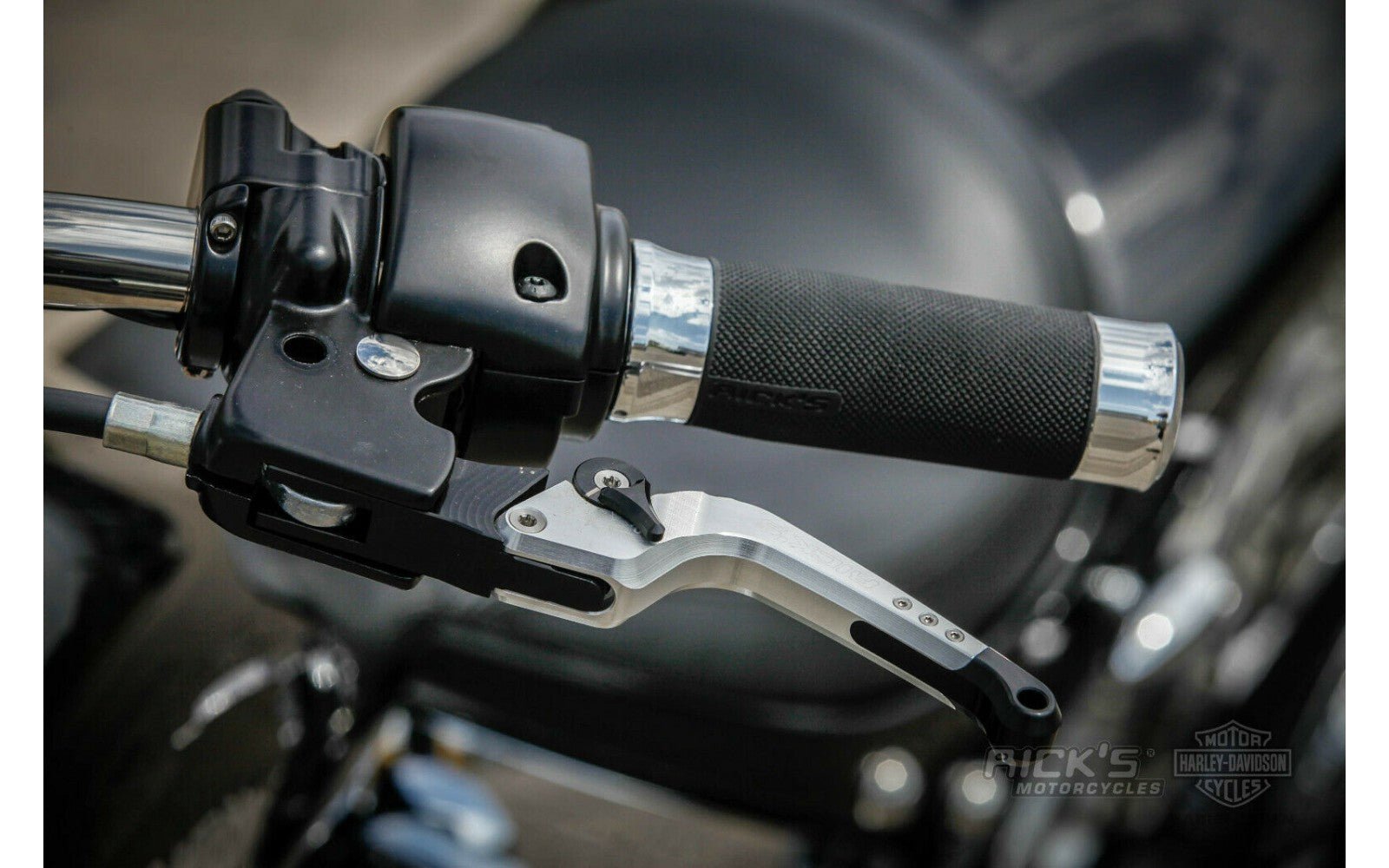Rick's Adjustable Levers Set "Good Guys" Silver - Softail 15 - 17 - Henne Company