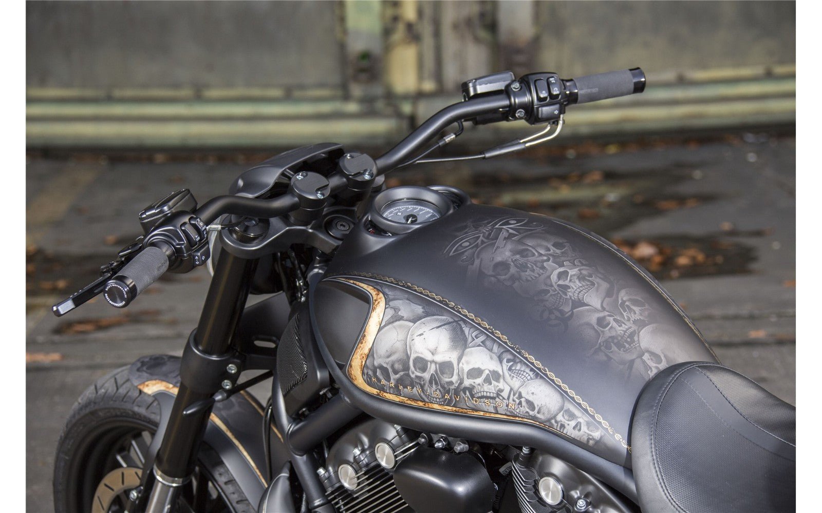 Rick's Airbox Cover “Race” - V - Rod 02 - 17 - Henne Company