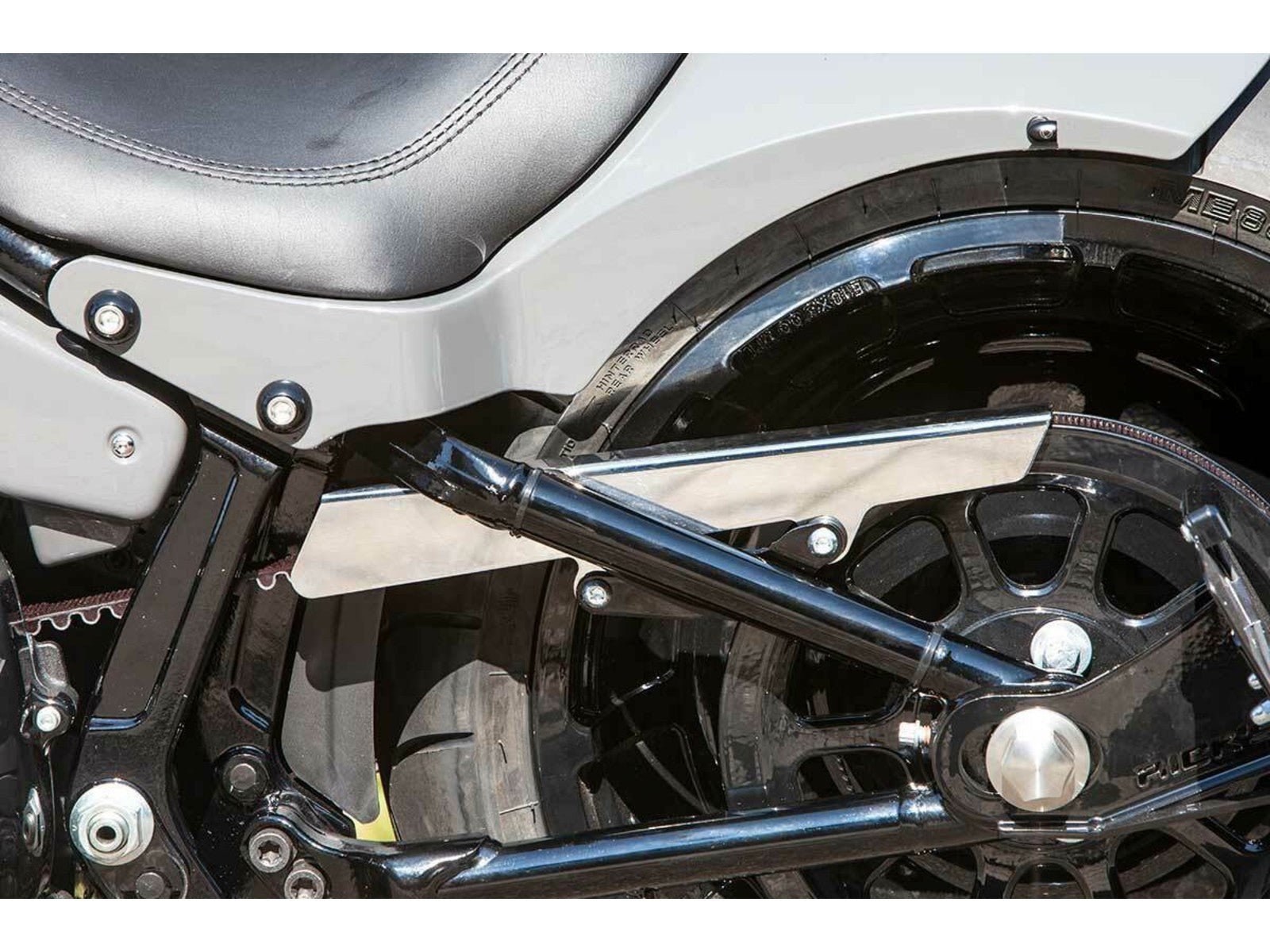 Rick's Belt Guard Polished Plain - Softail 18 - up - Henne Company