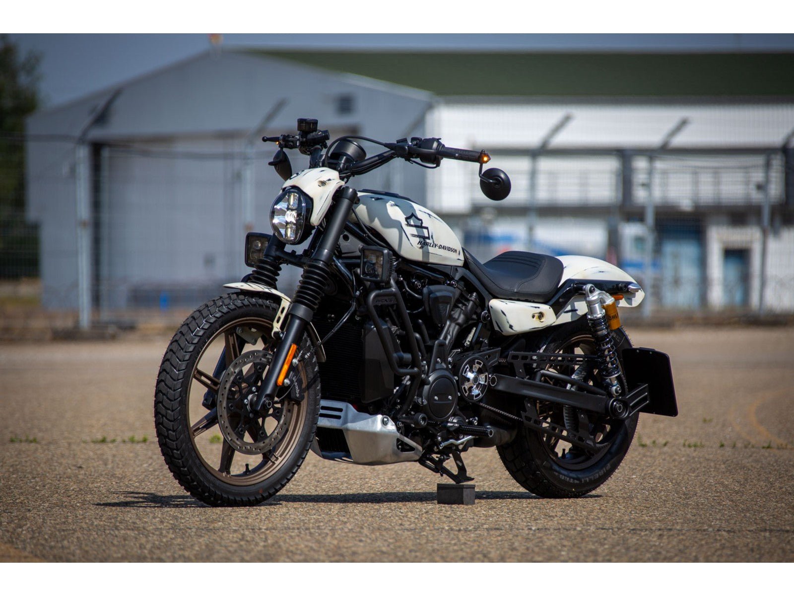 Rick's Belt Guard Upper Matte - Nightster 22 - up - Henne Company