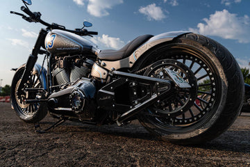 Rick’s Breakout 13 custom Harley-Davidson Breakout, Rick’s swingarm and wide rear wheel, low rear three-quarter view