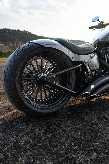 Rick’s Breakout 13 custom Harley-Davidson Breakout, wide rear wheel and Rick’s swingarm
