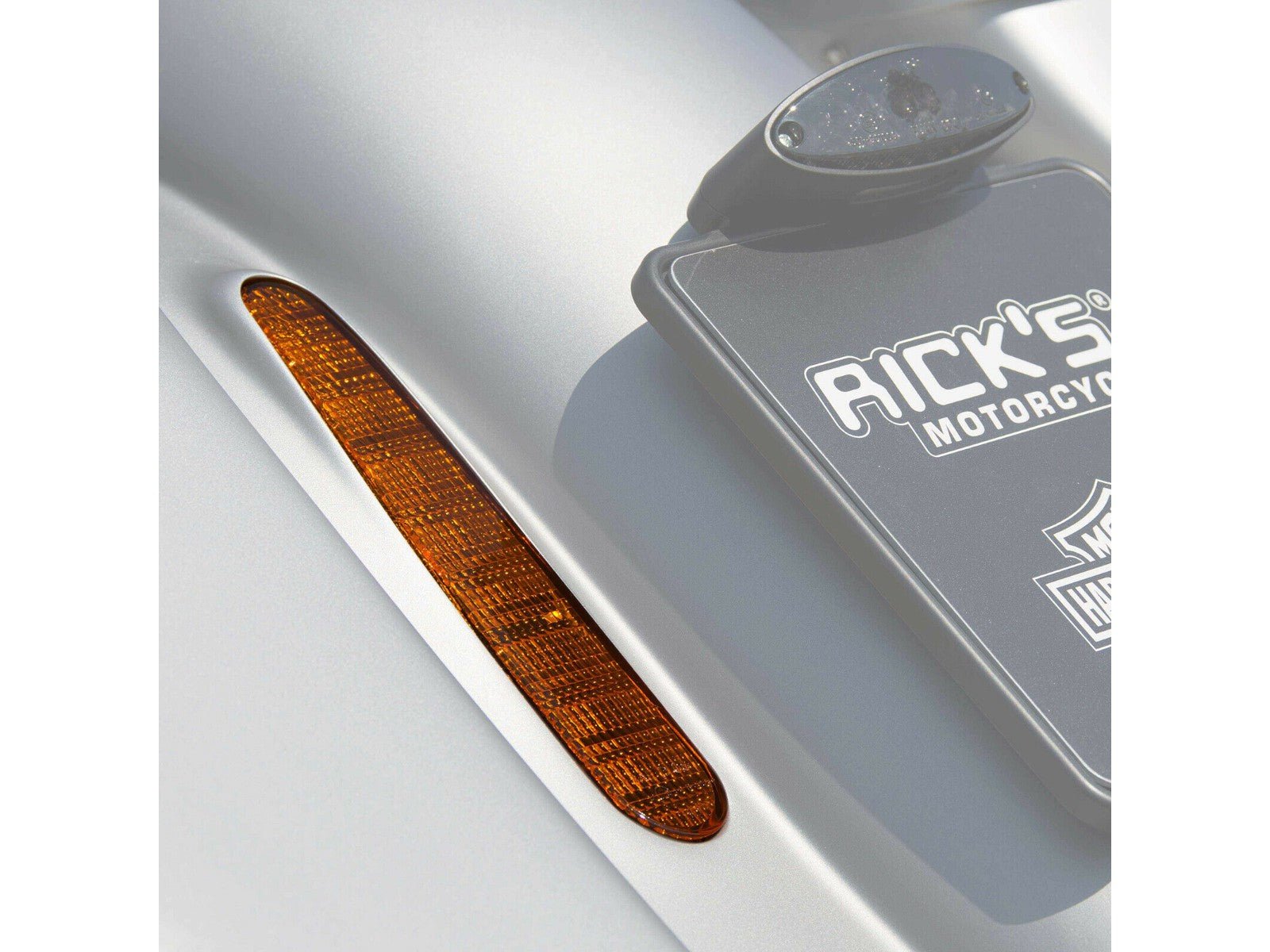 Rick's CVO Taillight Turn Signals - CVO 14 - up - Henne Company