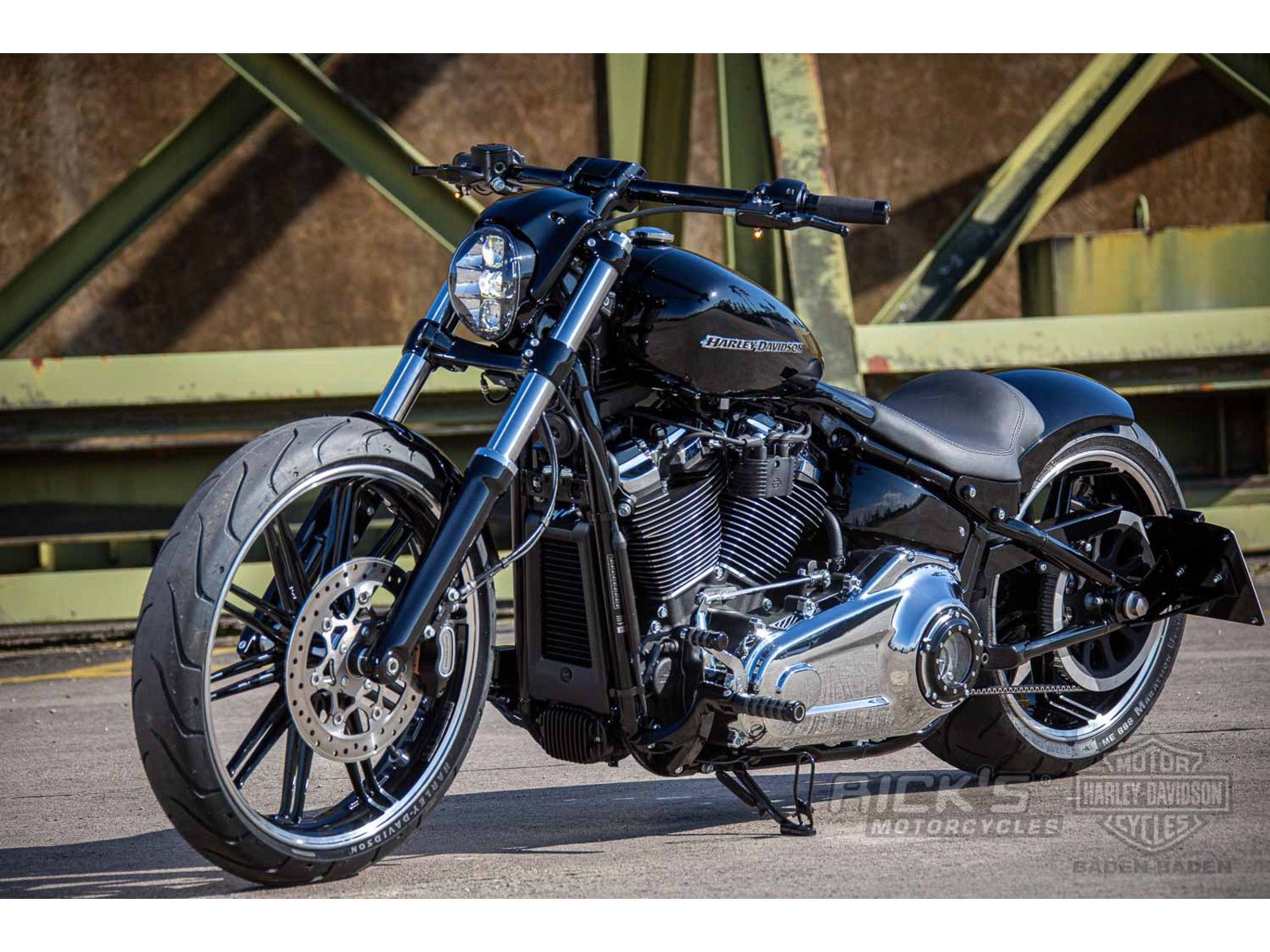 Rick's Footpegs "O - Ring" Black - Softail 18 - up / Sportster S - Nightster - Henne Company
