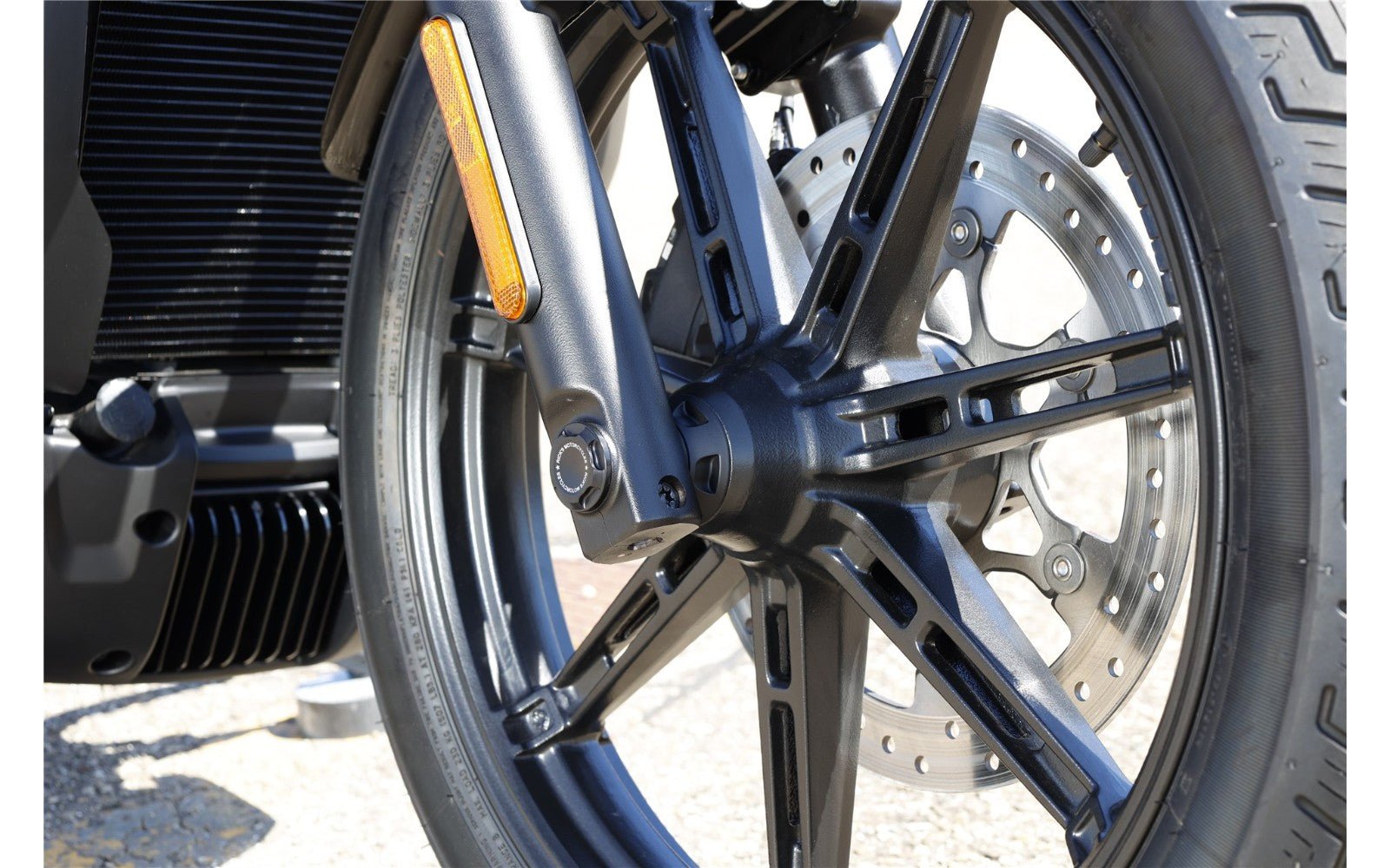 Rick's Front Axle Cover Set - Sportster S / Nightster - Henne Company
