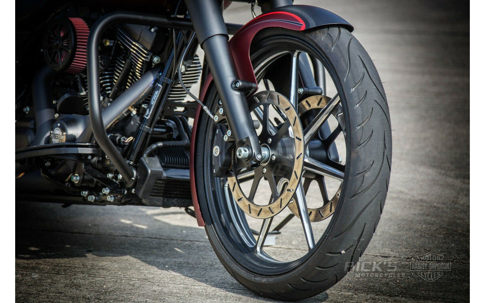 Rick's Front Fender Spacer Kit Black - Touring 14 - up - Henne Company