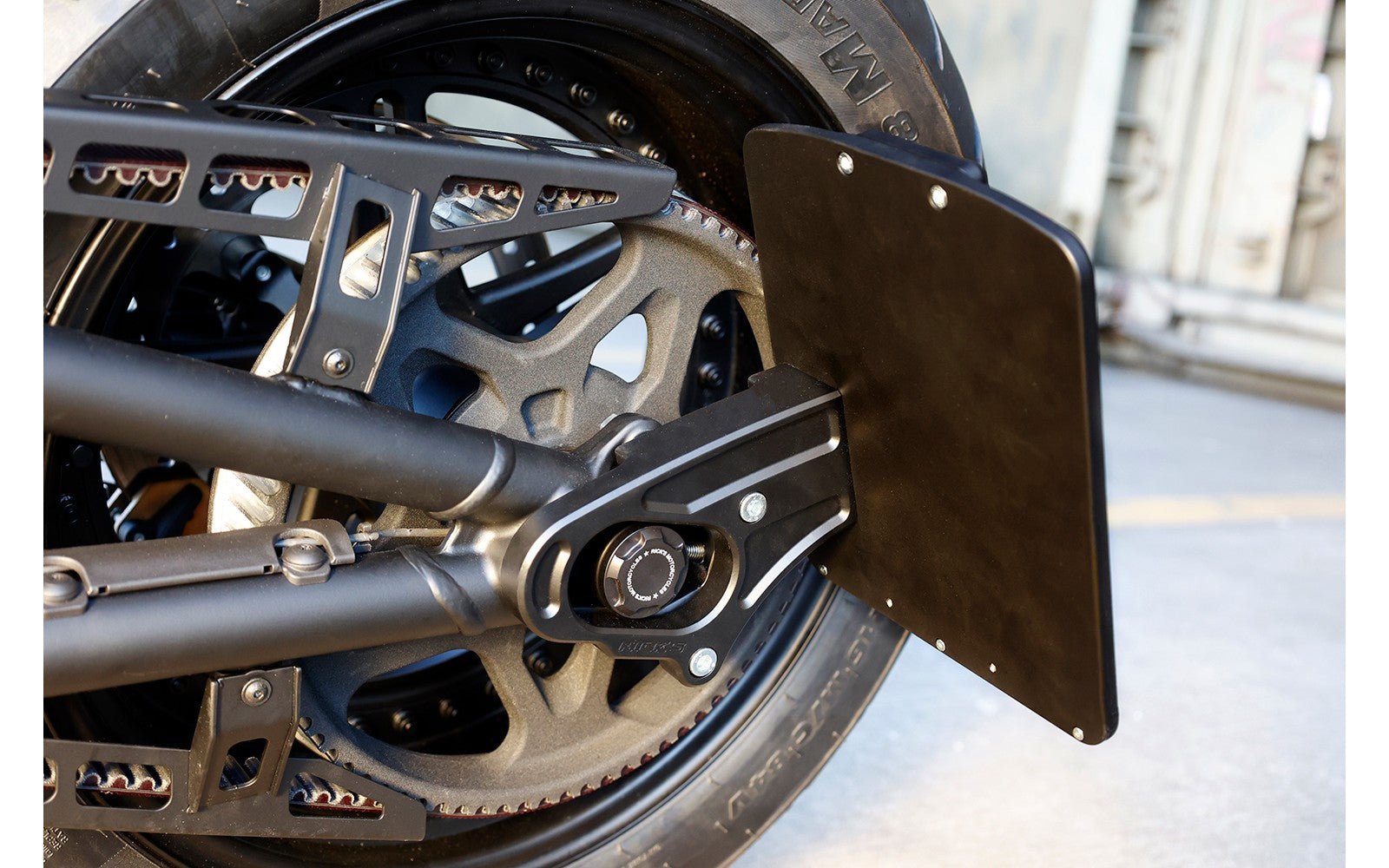 Rick's Rear Axle Covers "Premium" - Sportster S 21 - up - Henne Company