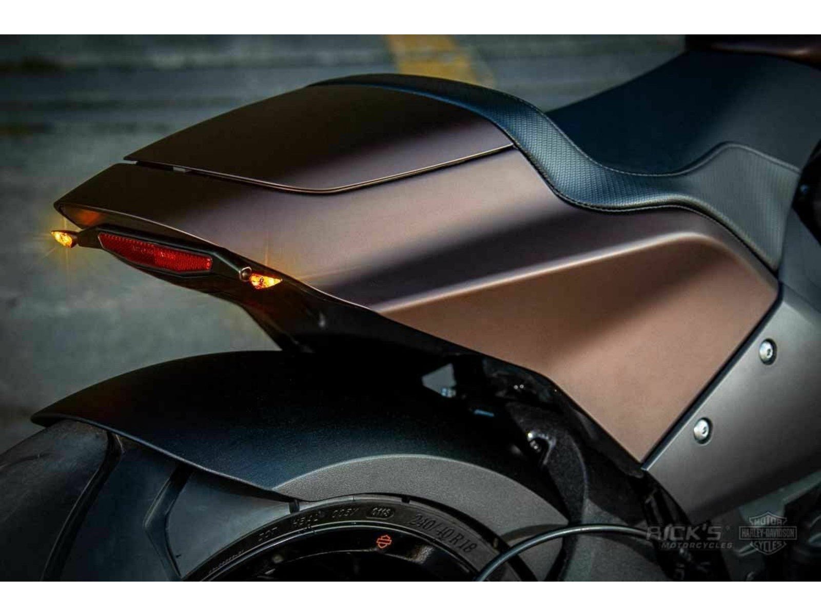 Rick's Rear Indicator Bracket (with Rhombus) - FXDR - Henne Company