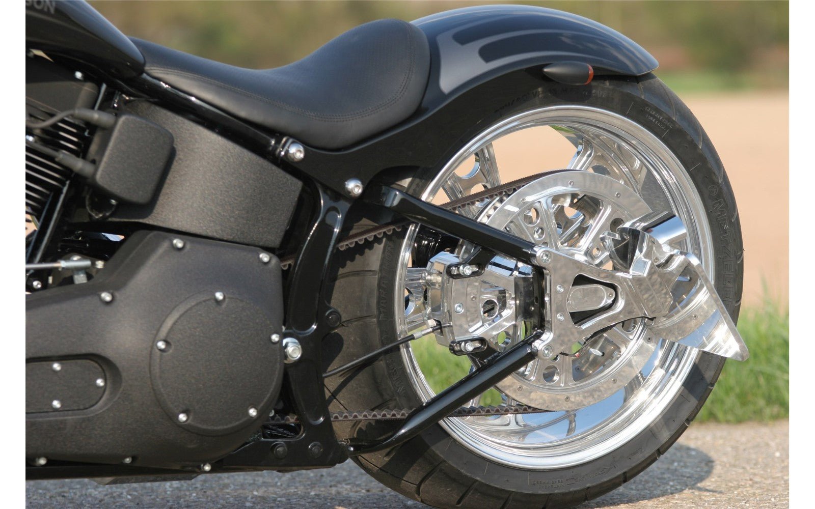 Rick's Side License Plate Bracket (for Rick's Swingarm) - Softail 00 - 17 - Henne Company
