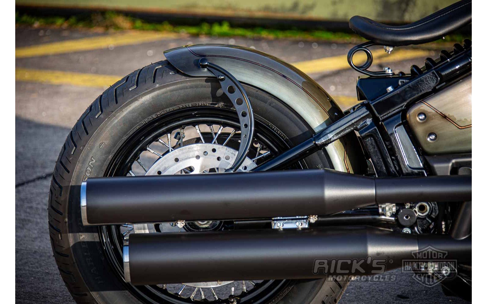 Rick's Steel Rear Fender "Bobber" 200 Tire - Softail Narrow 18 - up - Henne Company
