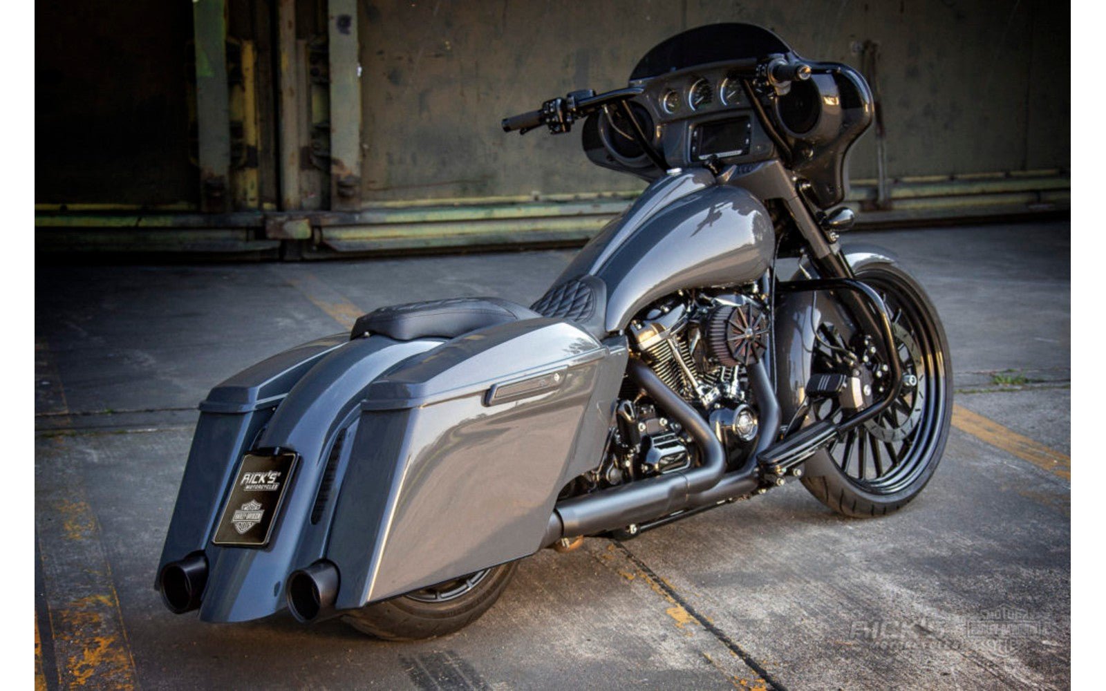 Rick's Touring Rear Fender - Touring 14 - up - Henne Company