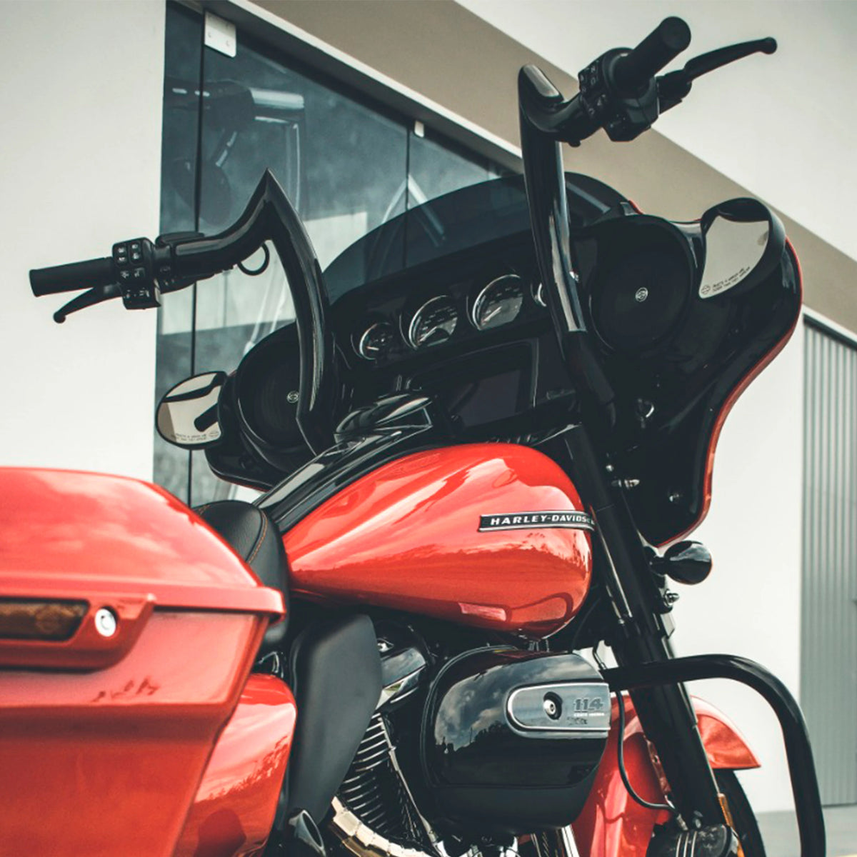 Wings Custom Front Diablo Rhino 2" Handlebars - Street Glide 09-25 - Gloss Black / Matte Black