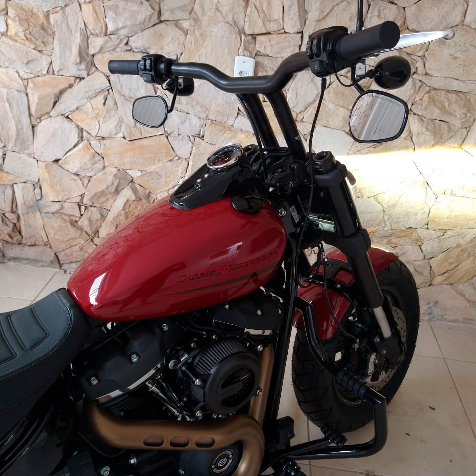 Wings Custom Sun Bar Pullback Brutale 1-1/2" Handlebars - Fat Bob 18-24 - Gloss Black / Matte Black